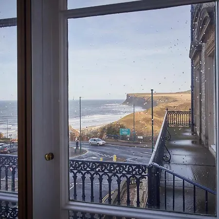 No 10 Zetland * Saltburn-by-the-Sea